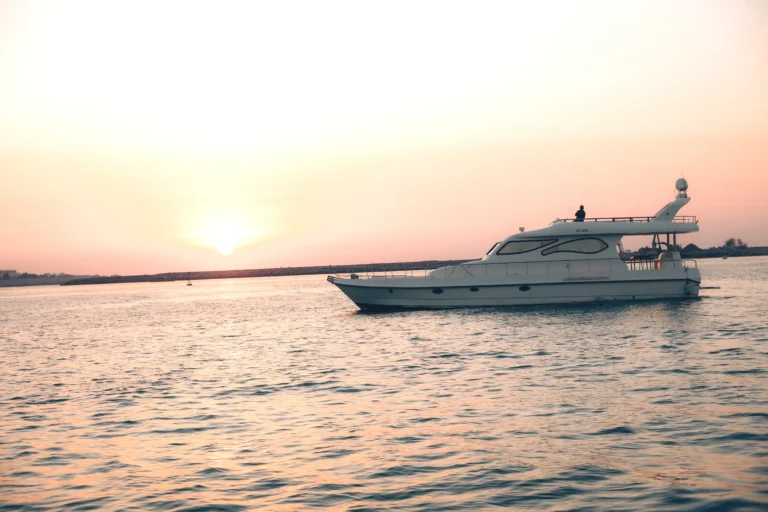 Bello Boat