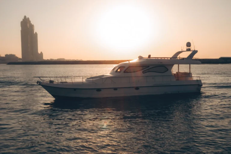 Bello Boat